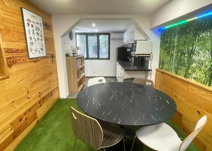 T3 Centre Apartment Nimes