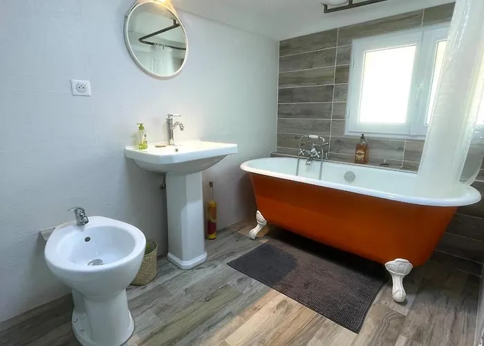 Apartment T3 Centre Nimes